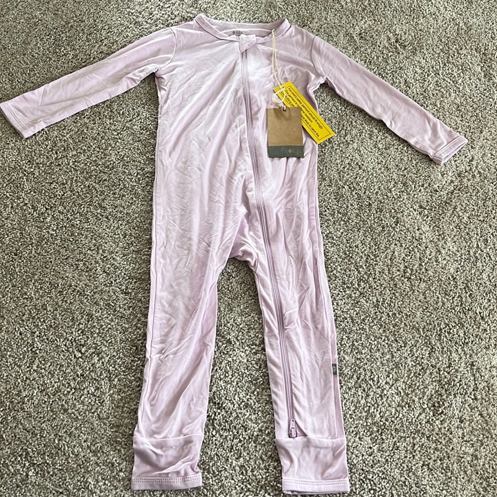 New long sleeve mauve zip romper